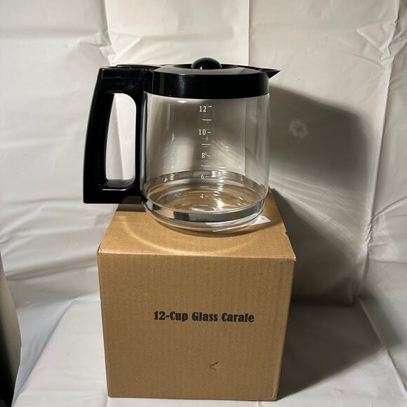 12-cup glass carale - Picture 1 of 2